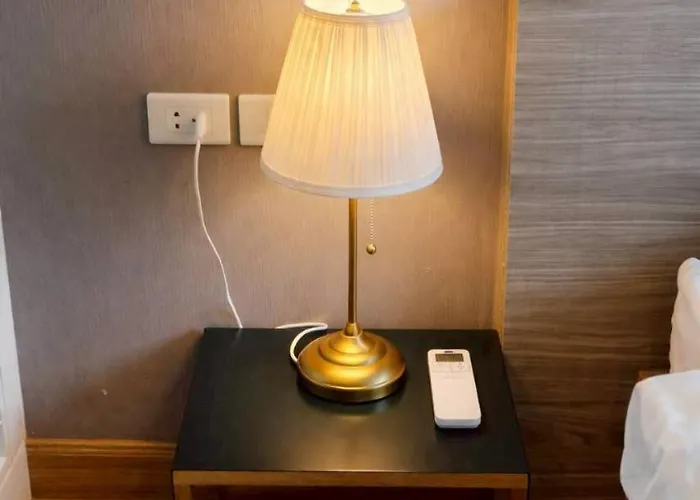 Modern 1br Rooftop Pool 300m To Bts Nana Sukhumvit Bangkok