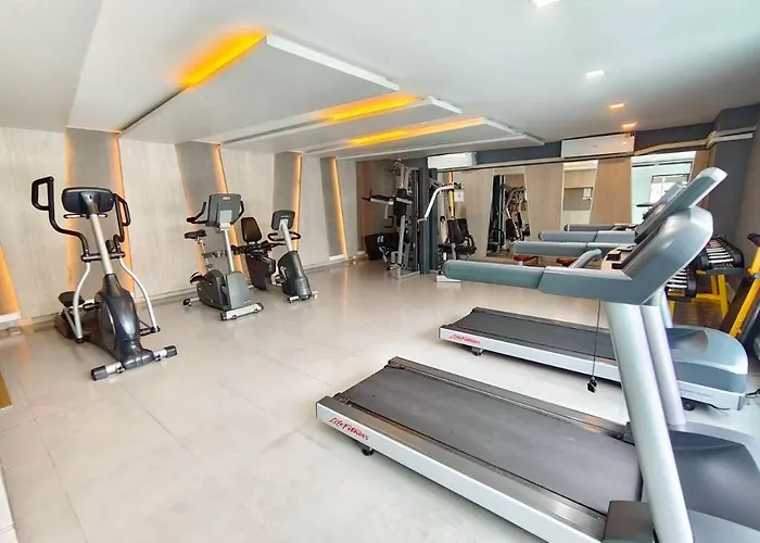 Modern 1br Rooftop Pool 300m To Bts Nana Sukhumvit Bangkok