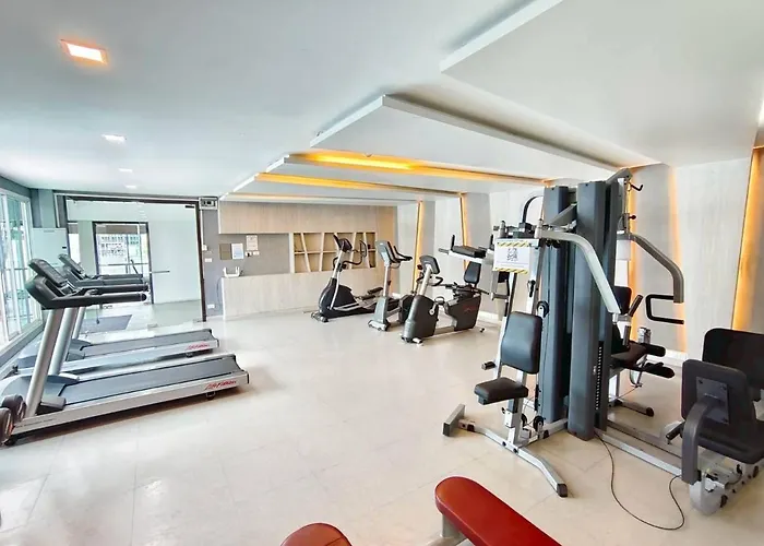 Modern 1br Rooftop Pool 300m To Bts Nana Sukhumvit * Bangkok
